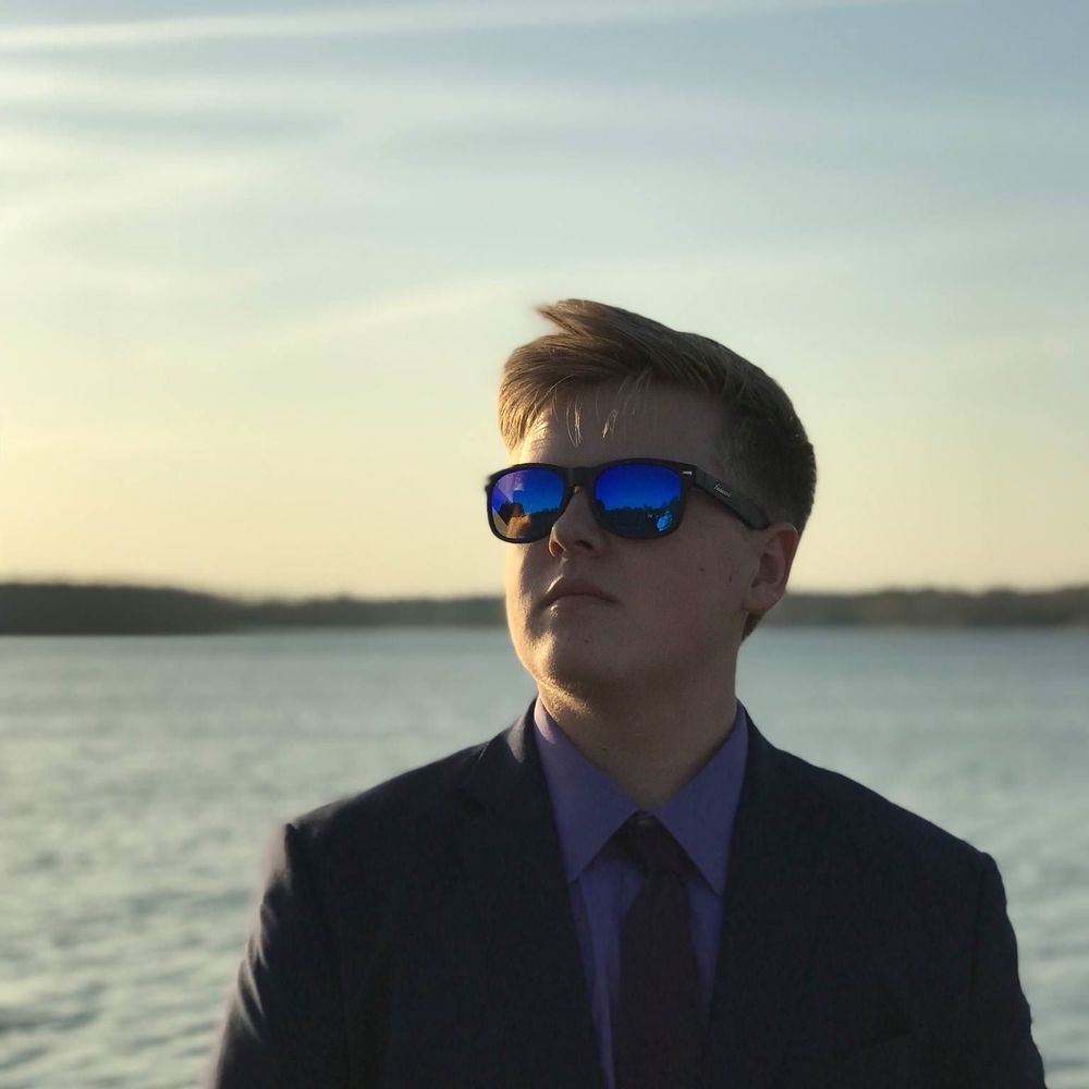 Meet your Posher, Devon